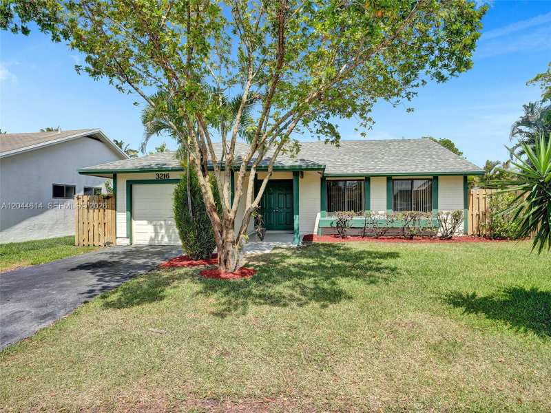 3216 NW 105th Ave, Sunrise FL 33351