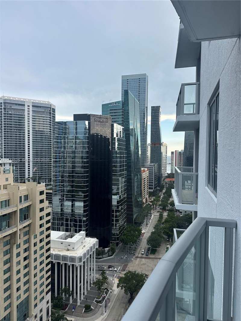 1060 Brickell Ave # 2505, Miami FL 33131
