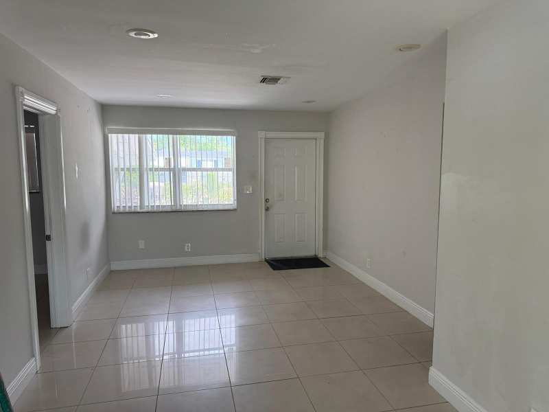 4161 NW 11th Avenue, Oakland Park FL 33309