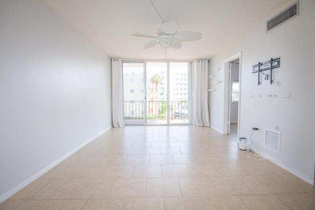 301 Croton Avenue # 303, Lantana FL 33462