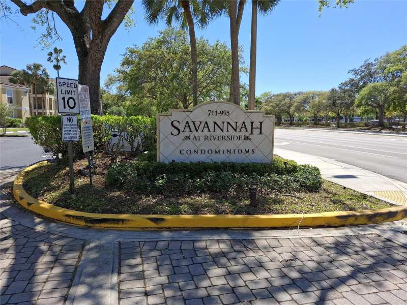 899 Riverside Drive # 613, Coral Springs FL 33071