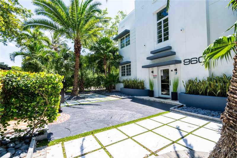 960 Jefferson Ave, Miami Beach FL 33139