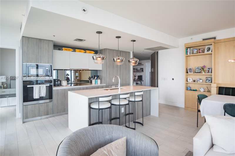 2900 NE 7th Ave # 4307, Miami FL 33137