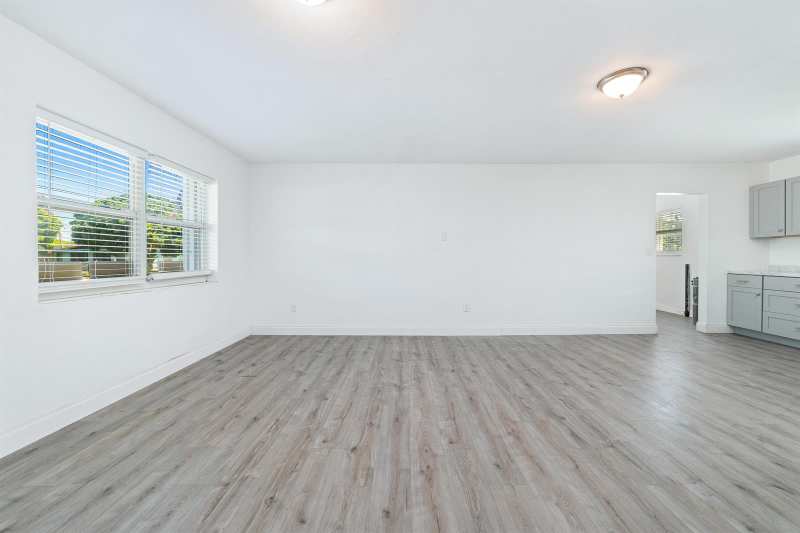 317 NW 14th Street, Belle Glade FL 33430