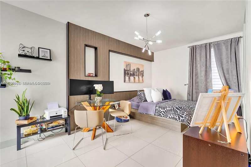 6319 NW 105 CT # 0, Doral FL 33178