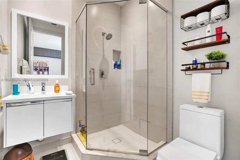 6319 NW 105 CT # 0, Doral FL 33178