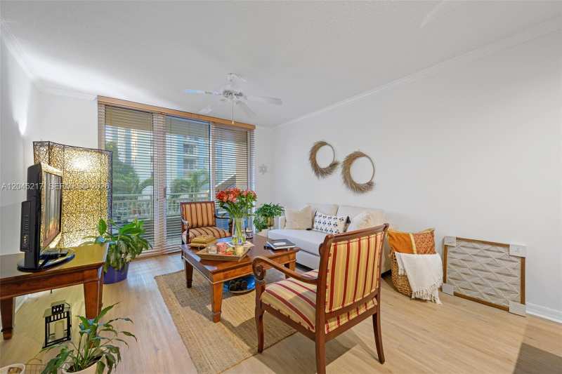 2665 SW 37th Ave # 202, Miami FL 33133
