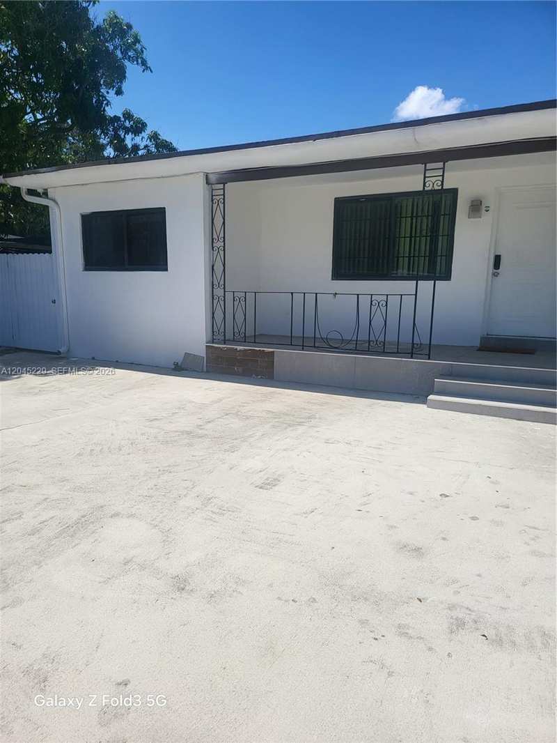 2467 NW 95th Ter, Miami FL 33147