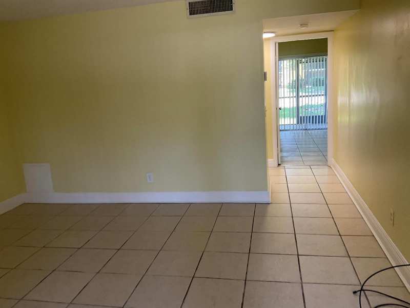 310 Meadows Circle, Boynton Beach FL 33436