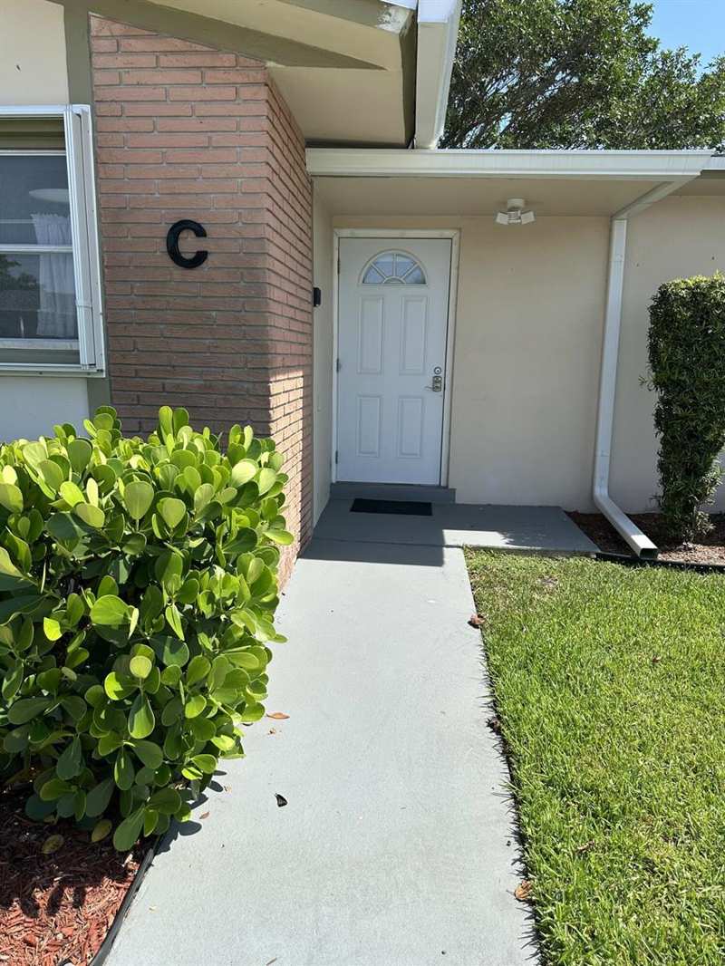 2590 Barkley Drive E # C, West Palm Beach FL 33415