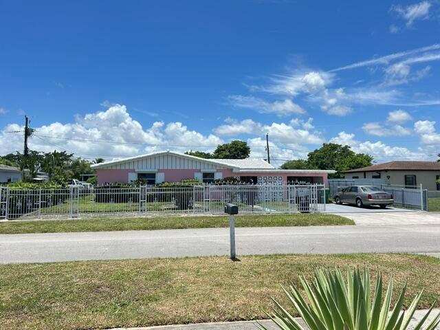 14620 E Polk Street, Miami FL 33176