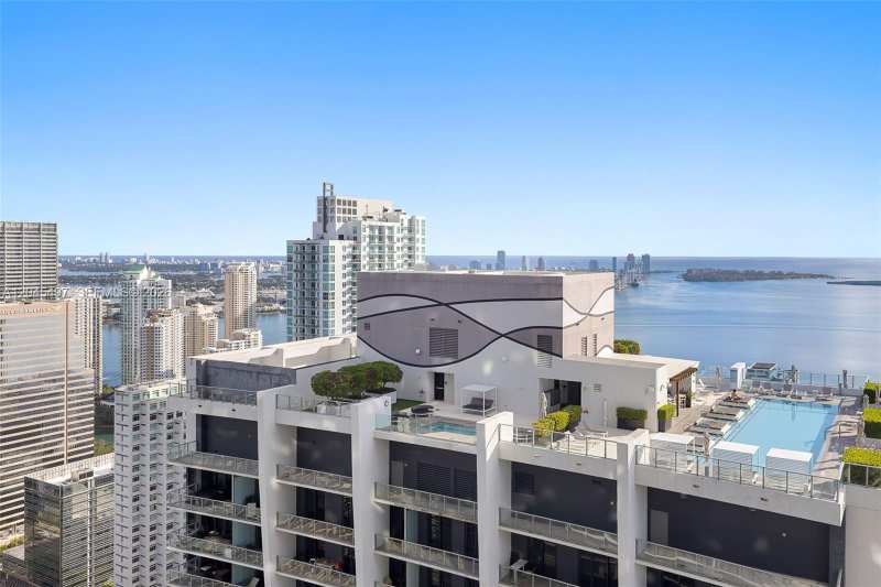 1000 Brickell Plz, Miami FL 33131