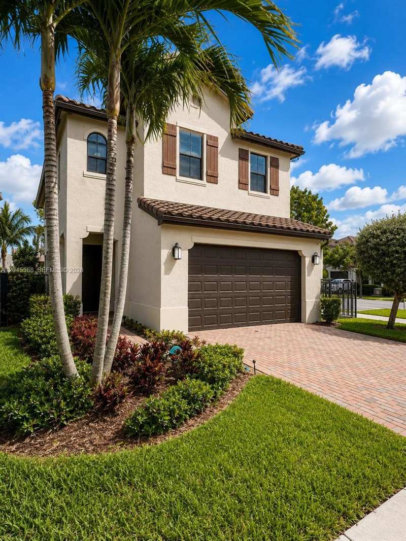 3209 W 98th Pl, Hialeah FL 33018