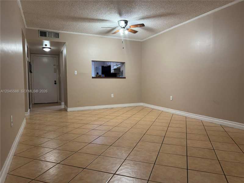10865 SW 112th Ave # 105, Miami FL 33176