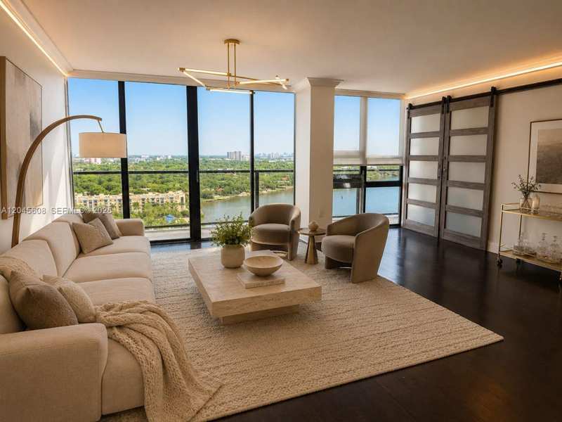 600 NE 36 St, Miami FL 33137