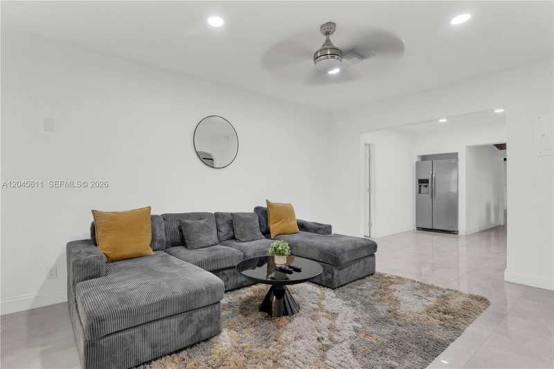 2827 Adams St, Hollywood FL 33020