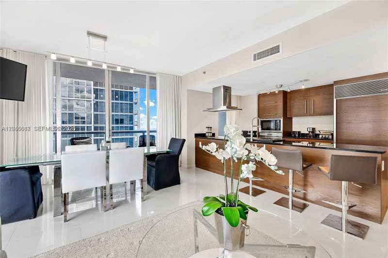 485 Brickell Ave # 3602, Miami FL 33131