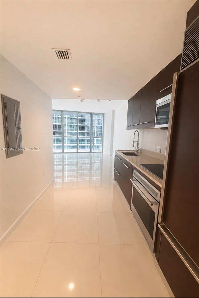 495 Brickell Ave # 3106, Miami FL 33131