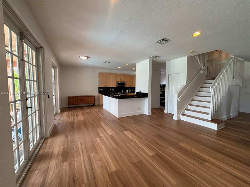 1653 Winterberry Ln # 1653, Weston FL 33327