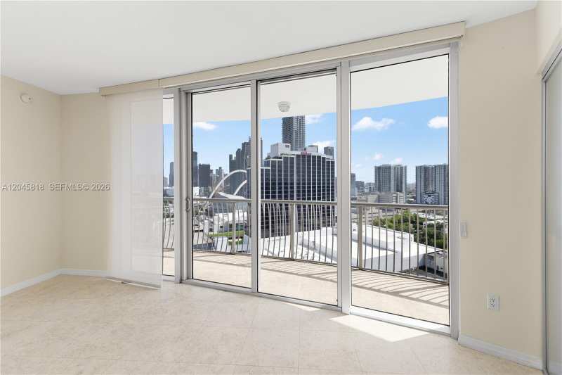 1750 N Bayshore Dr # 2414, Miami FL 33132