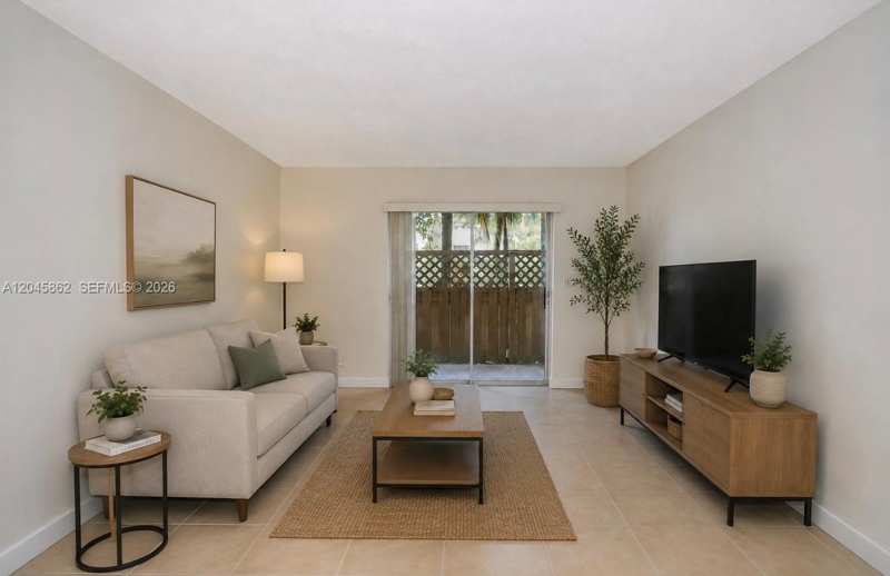 8500 SW 109 Ave # 102, Miami FL 33173