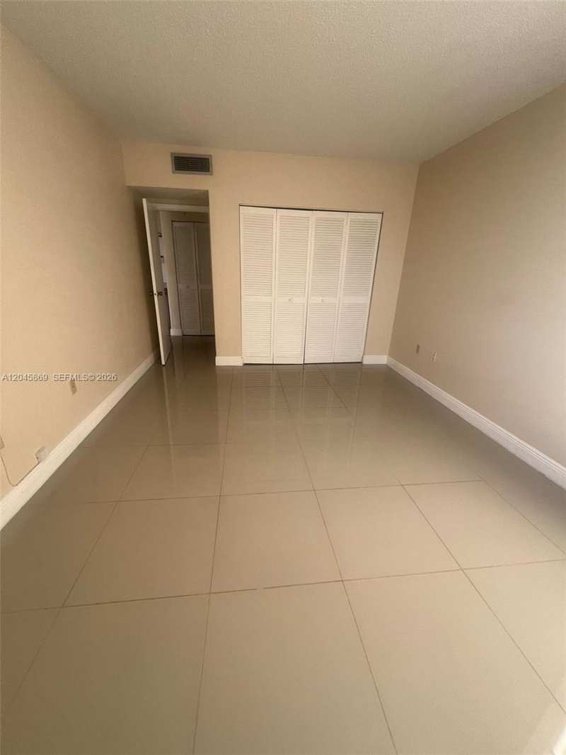 1965 S Ocean Dr # 10P, Hallandale Beach FL 33009