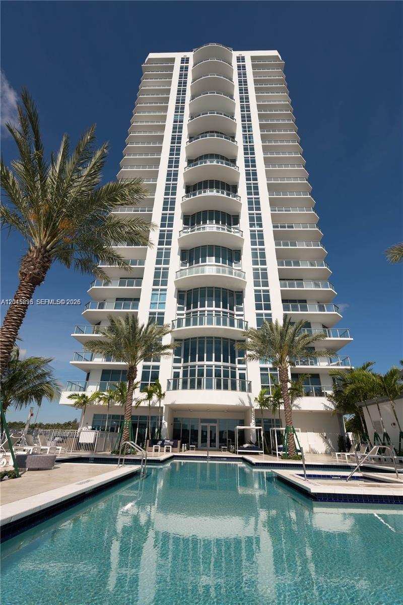 MARINA PALMS RESIDENCES N