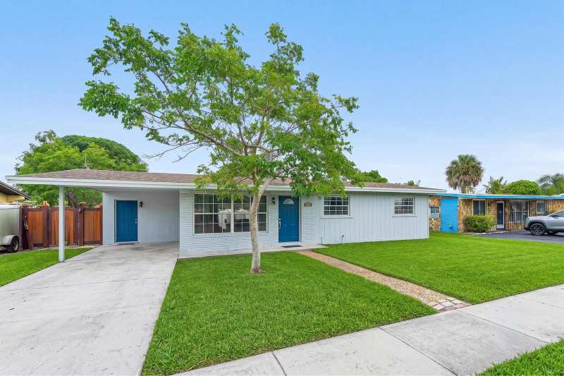 5543 SW 7th Street, Margate FL 33068