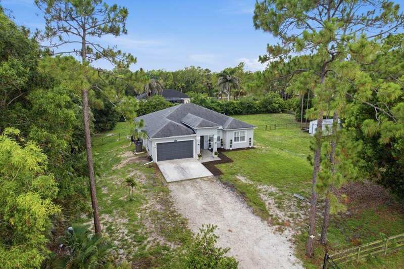 18310 42nd Road N, FL 33470