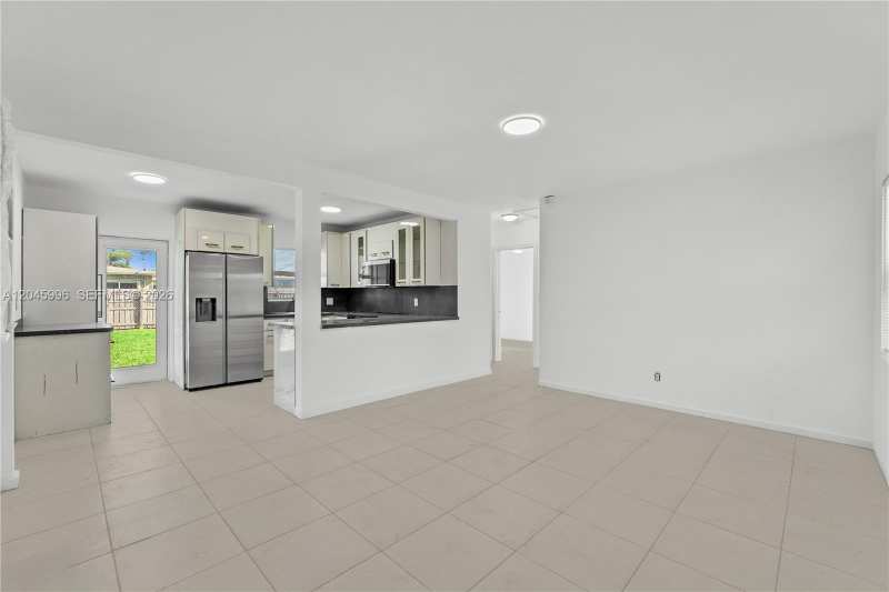 1201 NW 10th Pl, Fort Lauderdale FL 33311