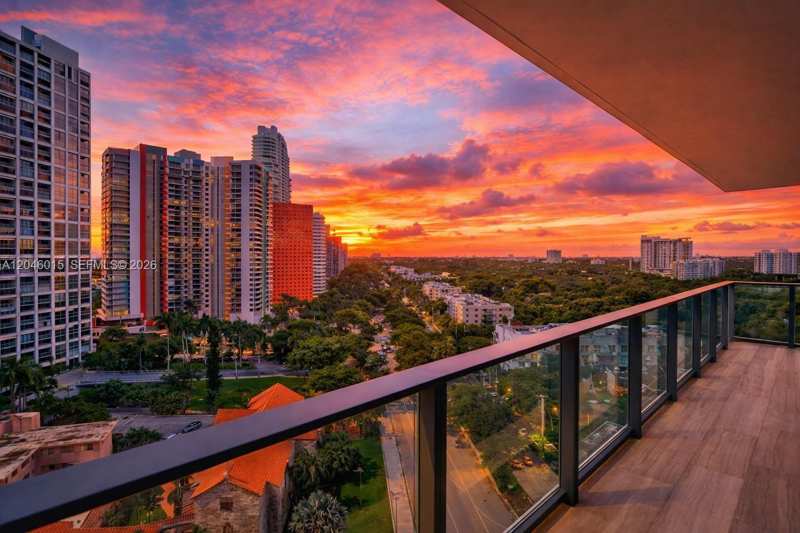 1451 Brickell Ave # 1404, Miami FL 33131