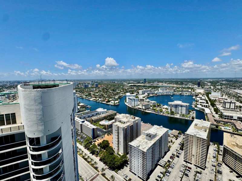 1830 S Ocean Dr # 4806, Hallandale Beach FL 33009