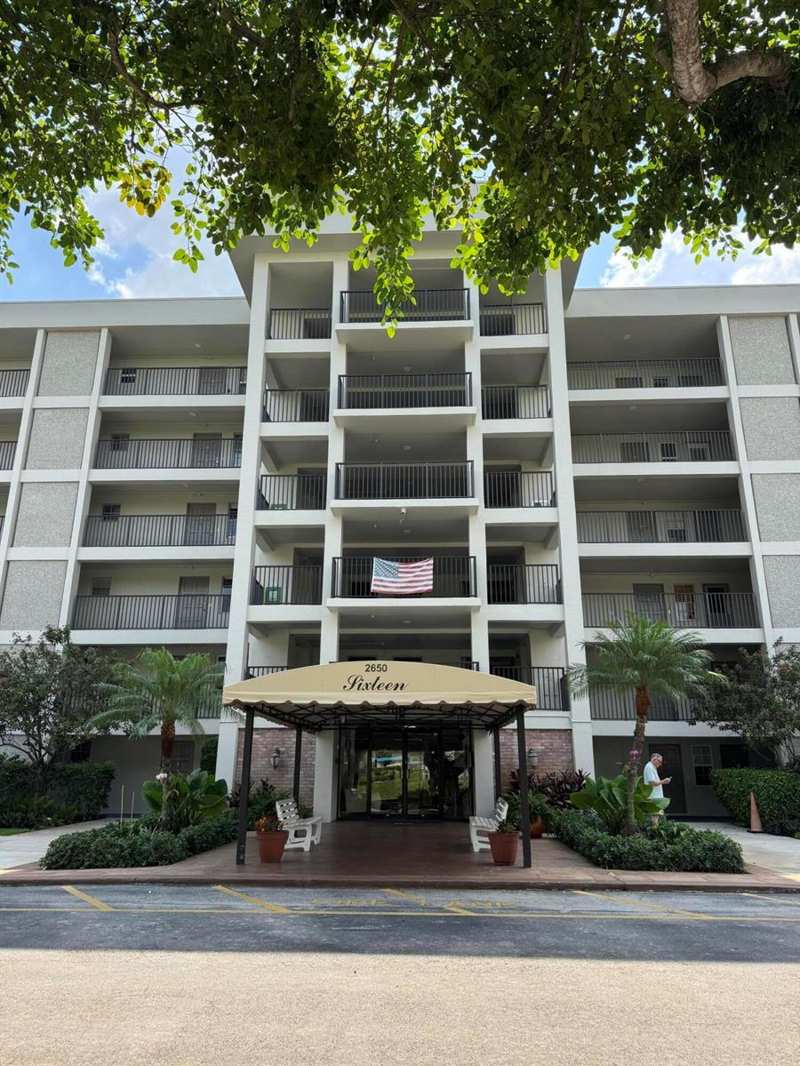 2650 S Course Drive # 407, Pompano Beach FL 33069