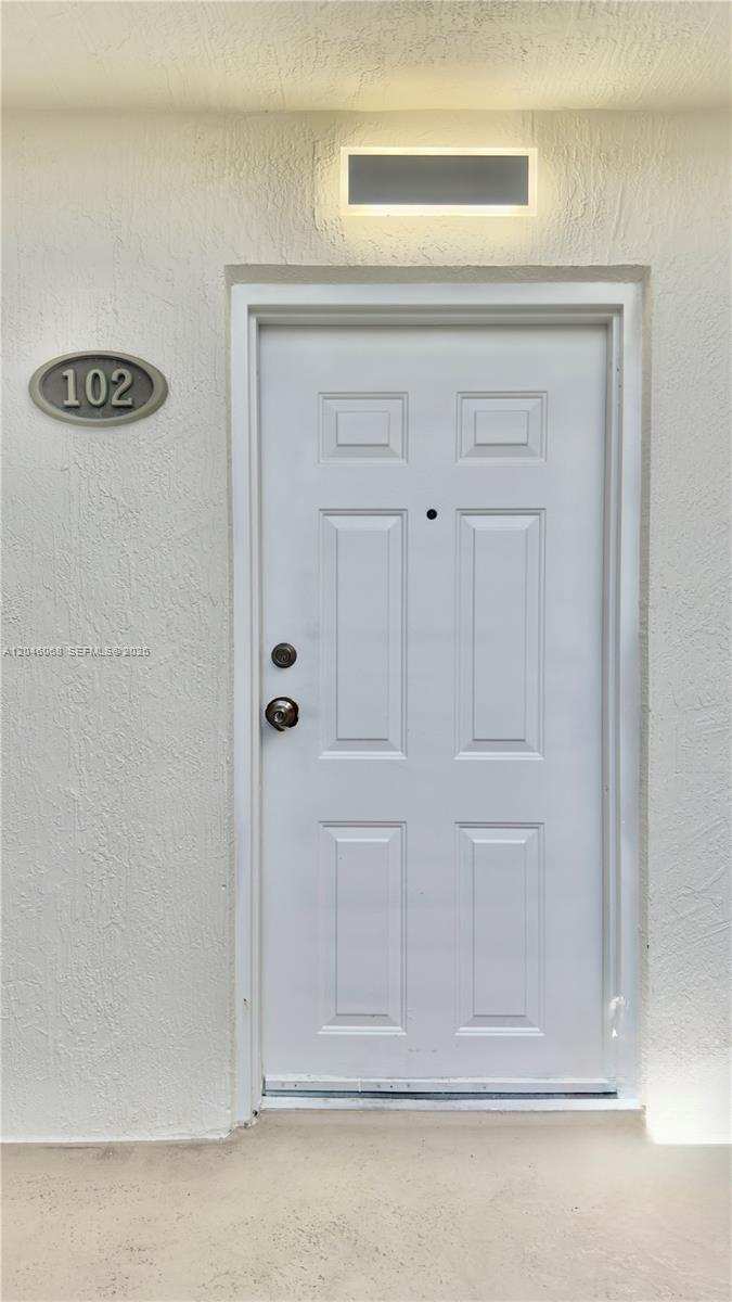 630 85th St # 102, Miami Beach FL 33141
