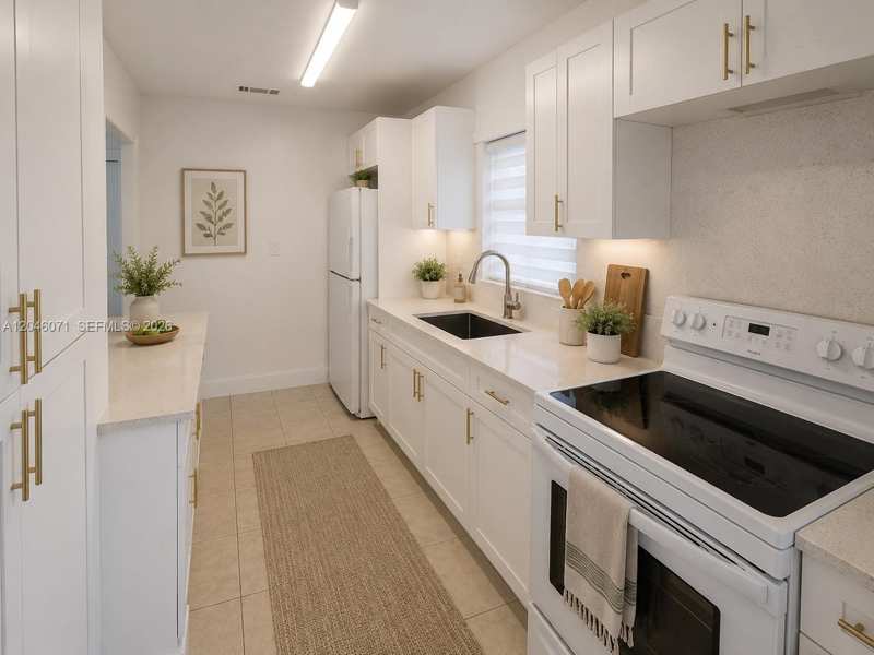 3810 SW 89th Ave # 3810, Miami FL 33165