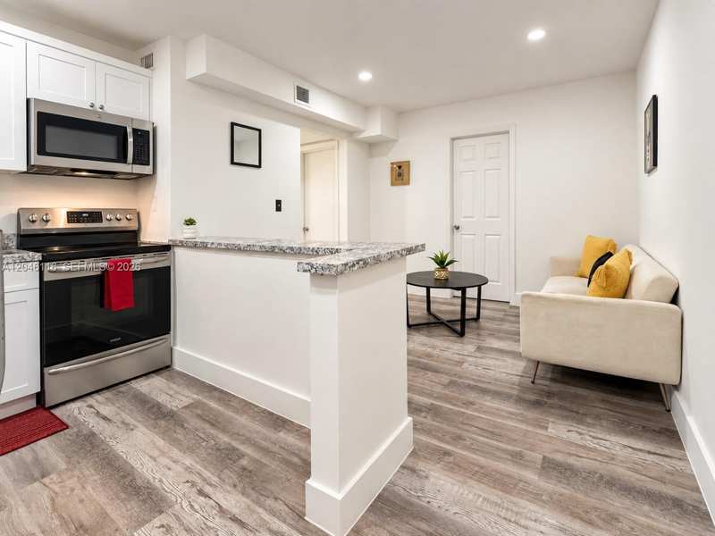 6445 NW 2nd Ave # 19, Miami FL 33150