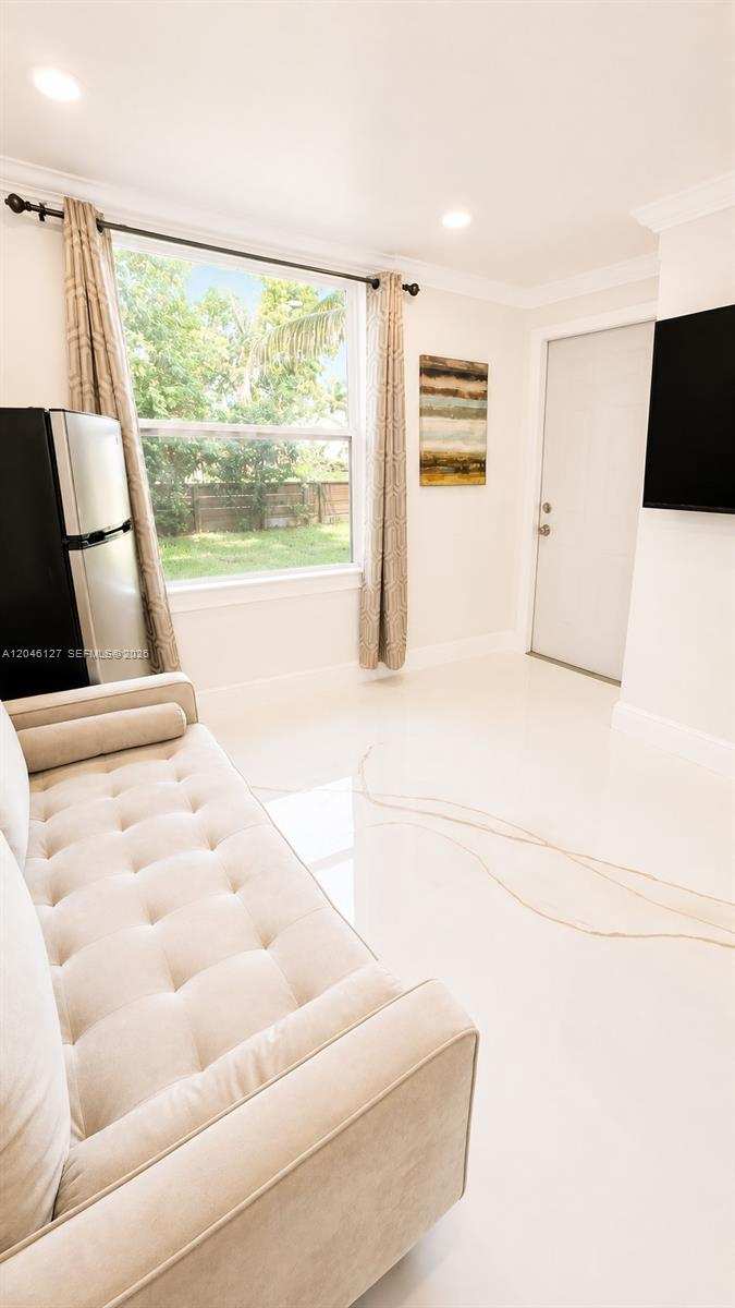 1028 S 62nd Ave # B, Hollywood FL 33023