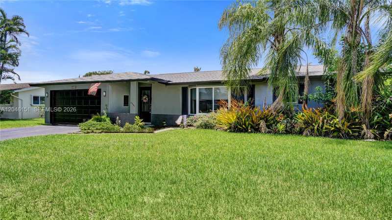 5581 SW 7th St, Plantation FL 33317
