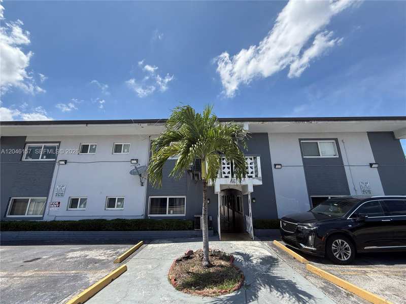 4651 W Flagler St # 36, Miami FL 33134