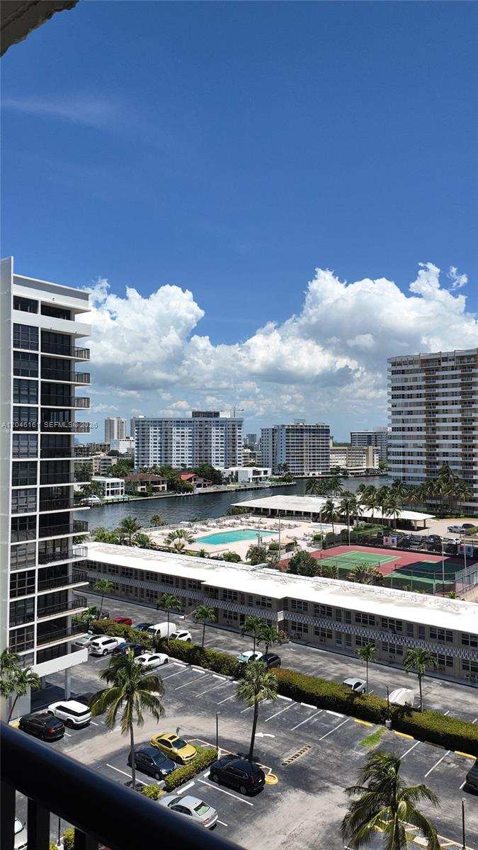 2049 S Ocean Dr # 1004, Hallandale Beach FL 33009