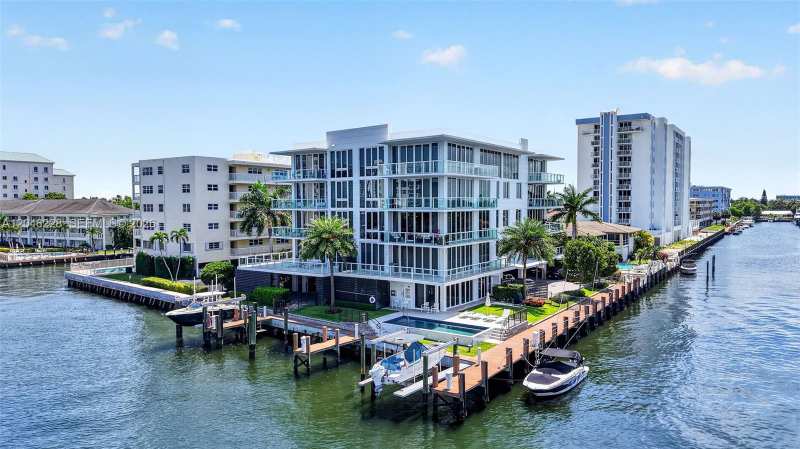 2895 NE 33rd Ct # 3A, Fort Lauderdale FL 33306