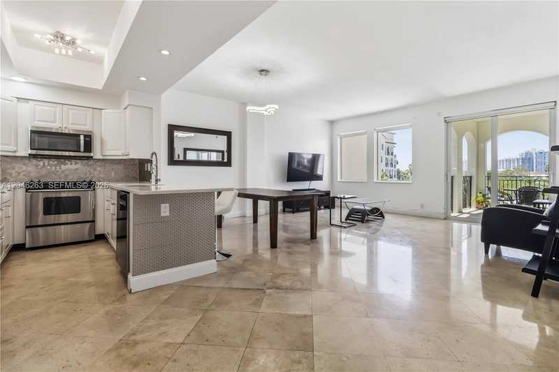 3700 Island Blvd # C307, Aventura FL 33160