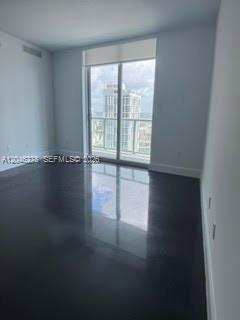 185 SW 7th St # 3009, Miami FL 33130