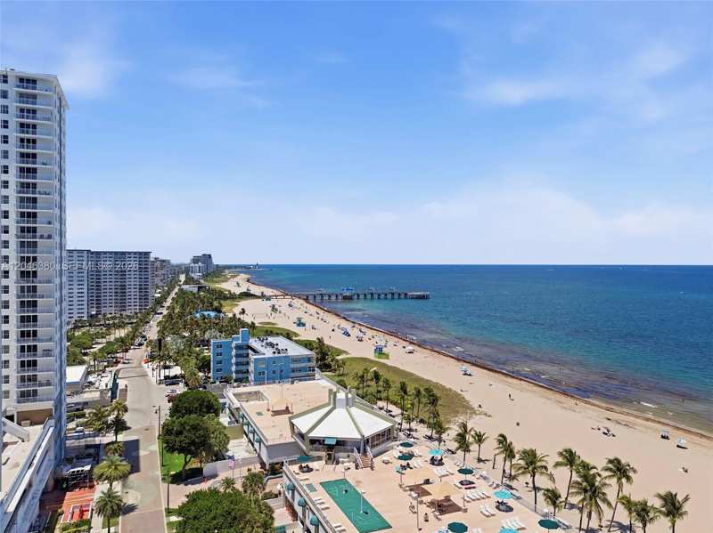 111 N BRINY AVE, Pompano Beach FL 33062