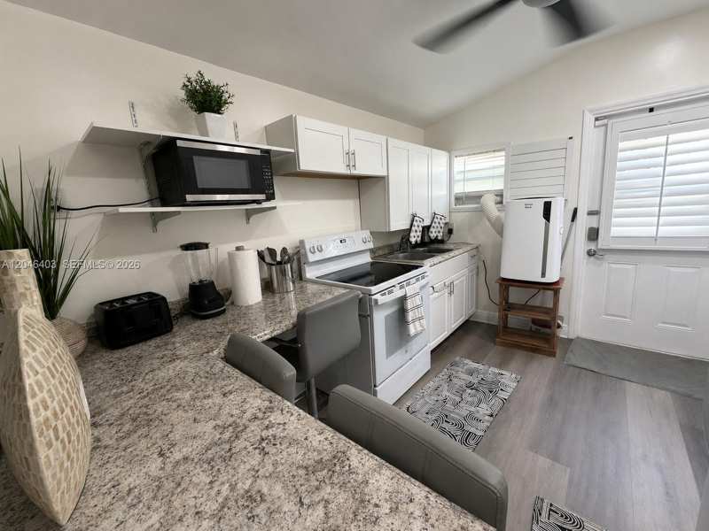 6118 Mayo St # 3, Hollywood FL 33023