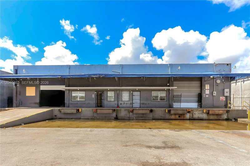 540 W 20th St, Hialeah FL 33010