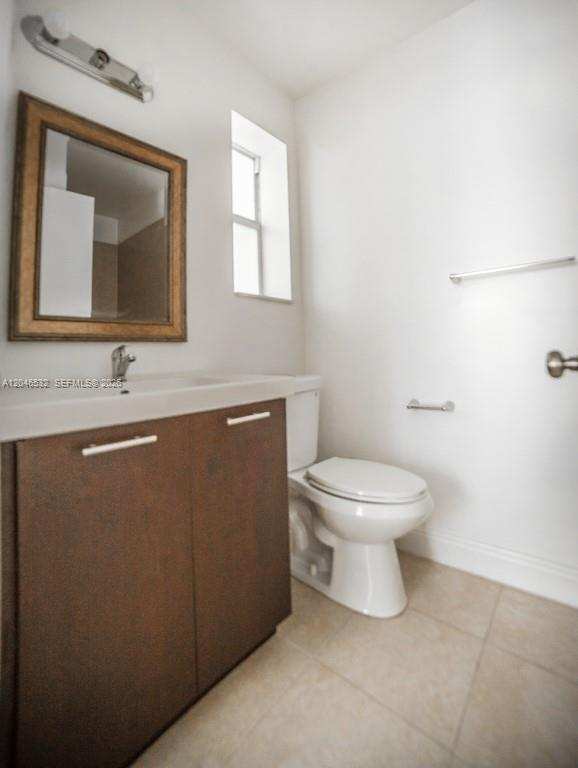 500 SW 9th Ave # 1, Miami FL 33130