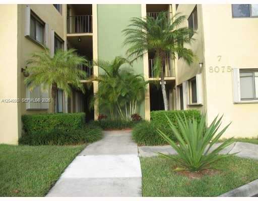 8075 SW 107th Ave # 305, Miami FL 33173