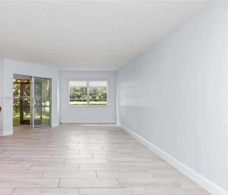 1110 SW 125th Ave # 112M, Pembroke Pines FL 33027