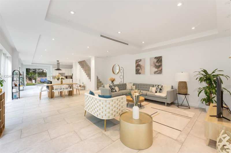 2908 Virginia St # 2908, Miami FL 33133